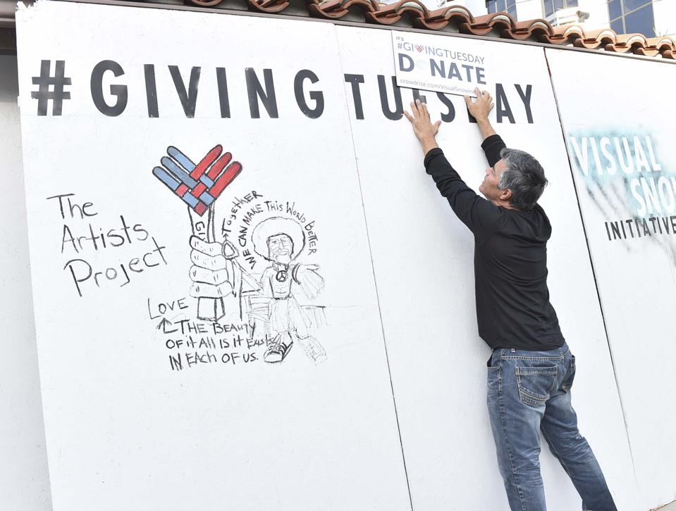 Black Friday For A Good Cause Giving Tuesday Raised 400 Million In 2018