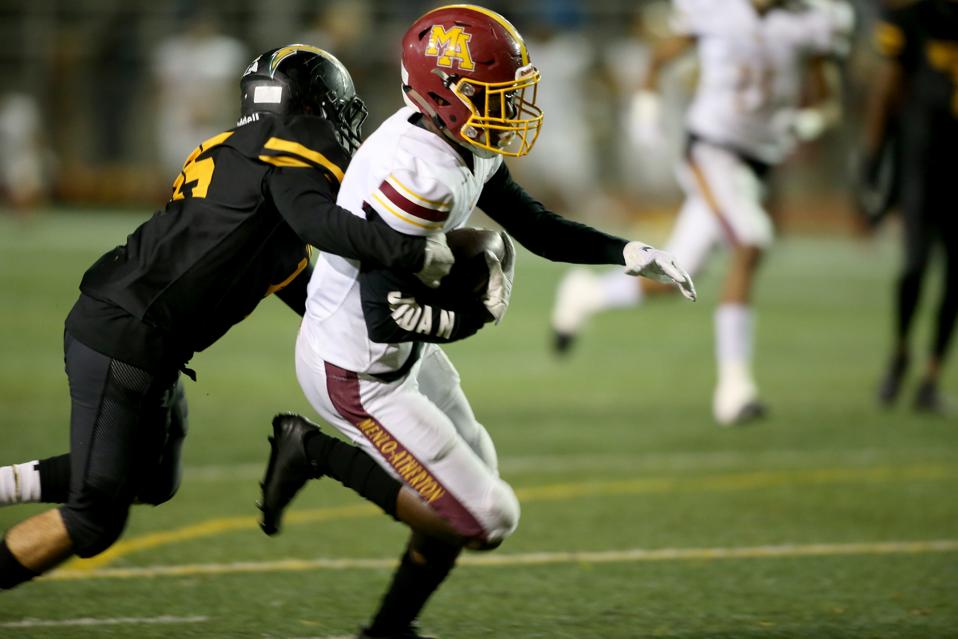 With Football Leading The Way Prep Sports Participation Drops For 1st Time In 30 Years