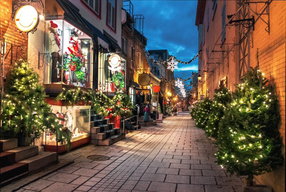 Festive Christmas Markets Across Canada To Celebrate The Season