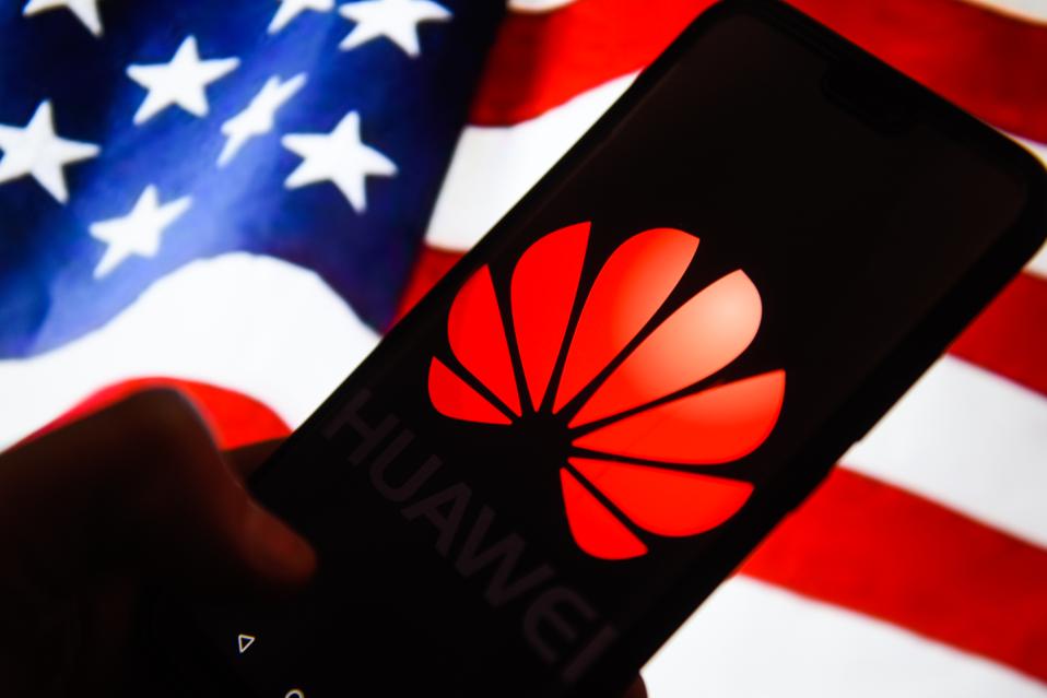 Huawei Bangkit Kembali: Ancaman Baru Bagi Dominasi Teknologi AS