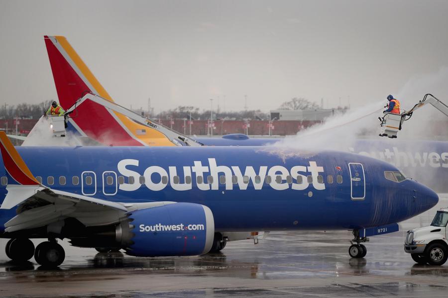 Worst Airports For Delays--Prepare For Travel Delays If You're Flying From These Airports During The Holidays