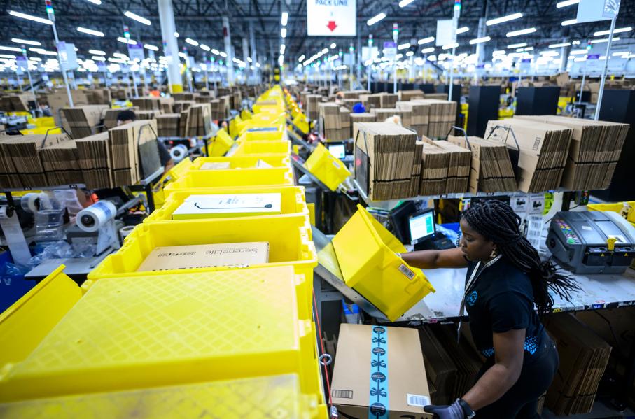 How To Invest Like Blackstone: Four Industrial REITs Riding The Amazon Wave