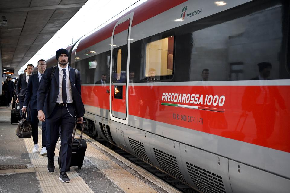 Juventus Travel To Bologna
TURIN, ITALY - FEBRUARY 23: Giorgio Chiellini as the Juventus team travel to Bologna ahead of the Serie A match between Bologna FC and Juventus at JTC on February 23, 2019 in Turin, Italy. (Photo by Daniele Badolato - Juventus FC/Juventus FC via Getty Images)