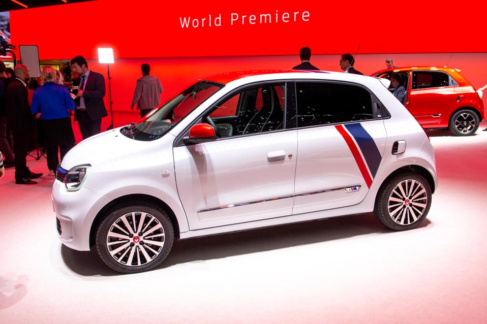 Renault Fca May Revive Merger But Psa Could Score A Late