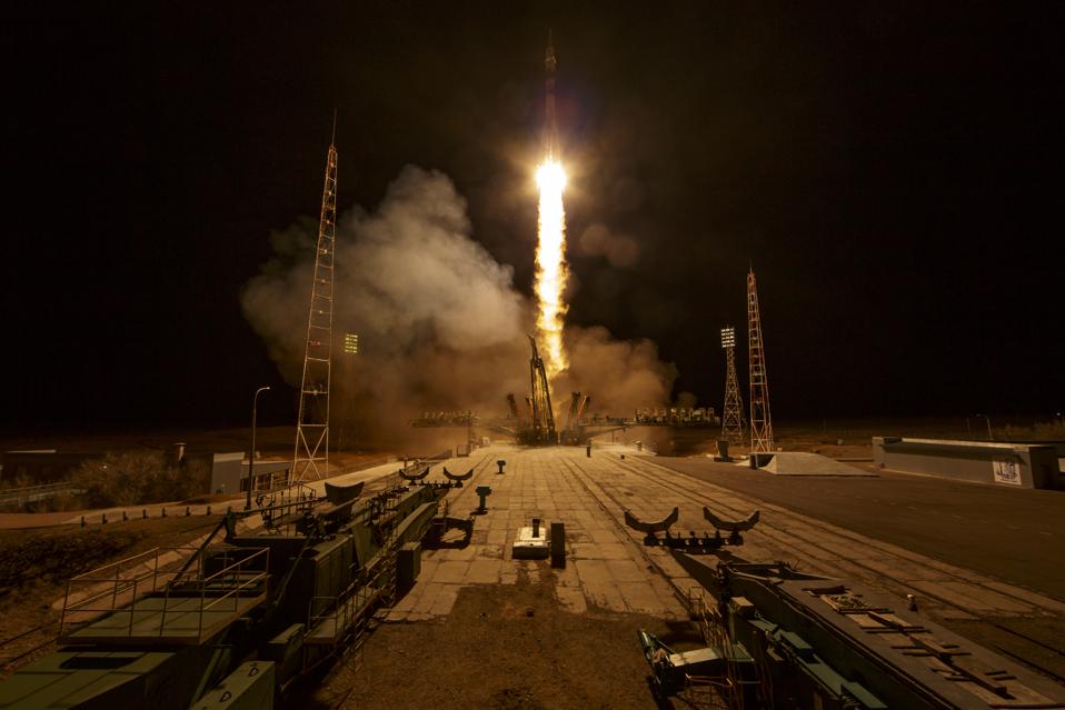 Expedition 59 Launch