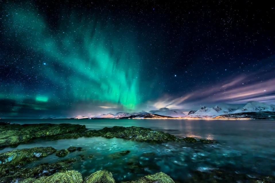 Where To See The Northern Lights Before Winter Ends