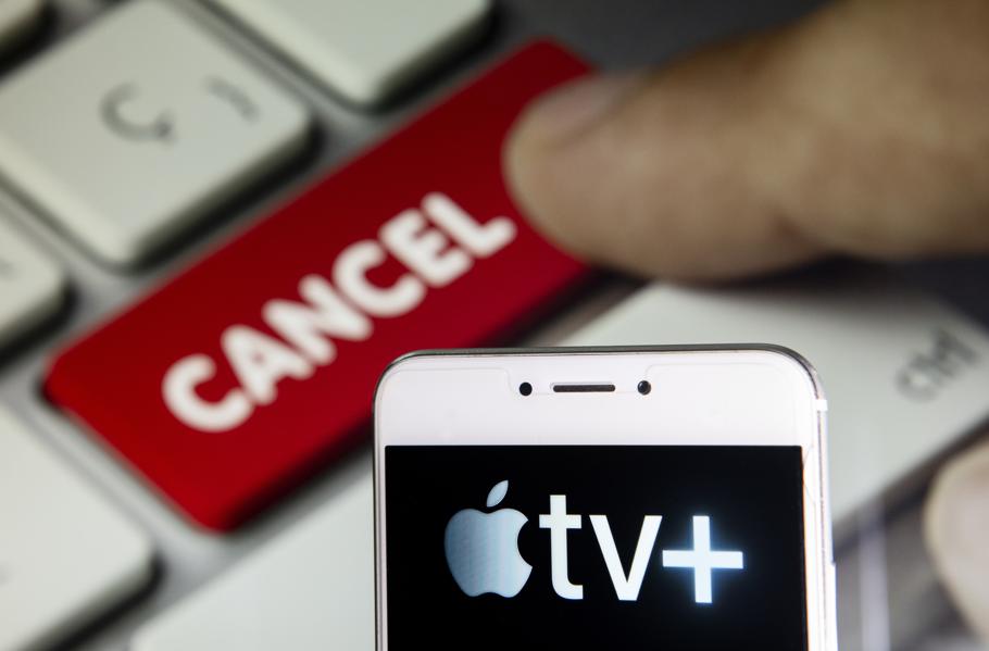 Why You Should Sell Your Apple Stock Before It Falls 26%