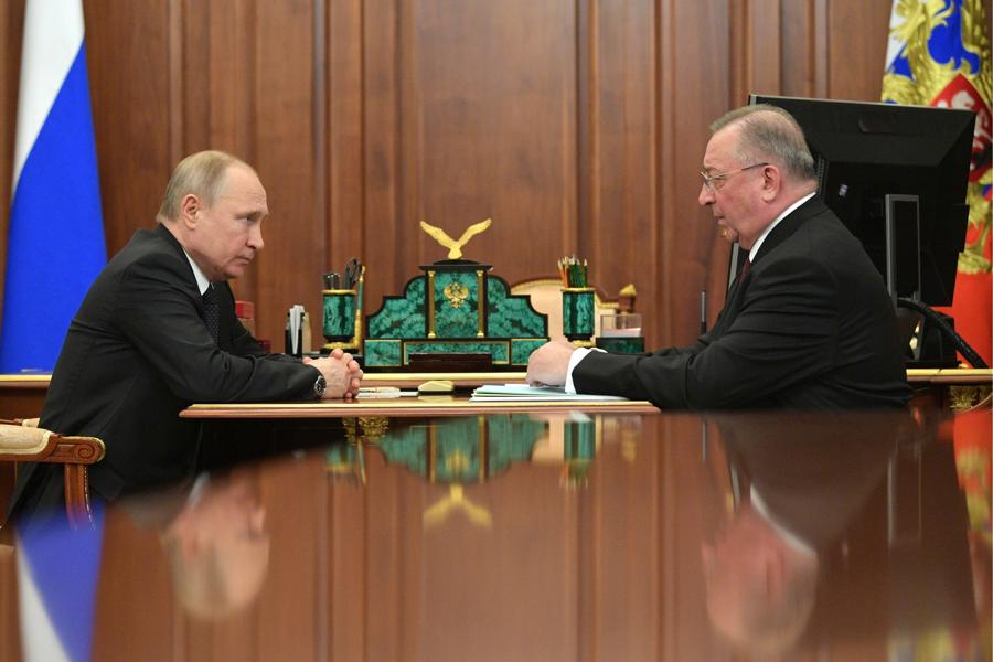 Russia Contaminates Its Oil And Is Finally Forced To Cut Production