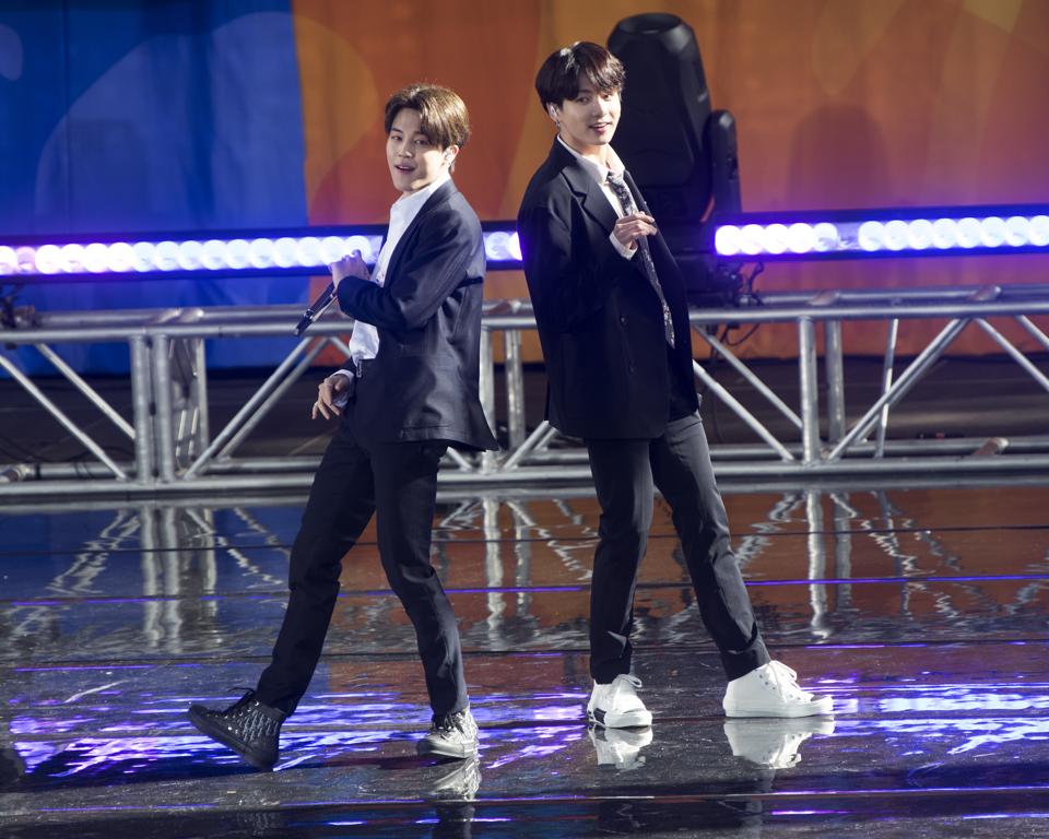 BTS Performs On ″Good Morning America″