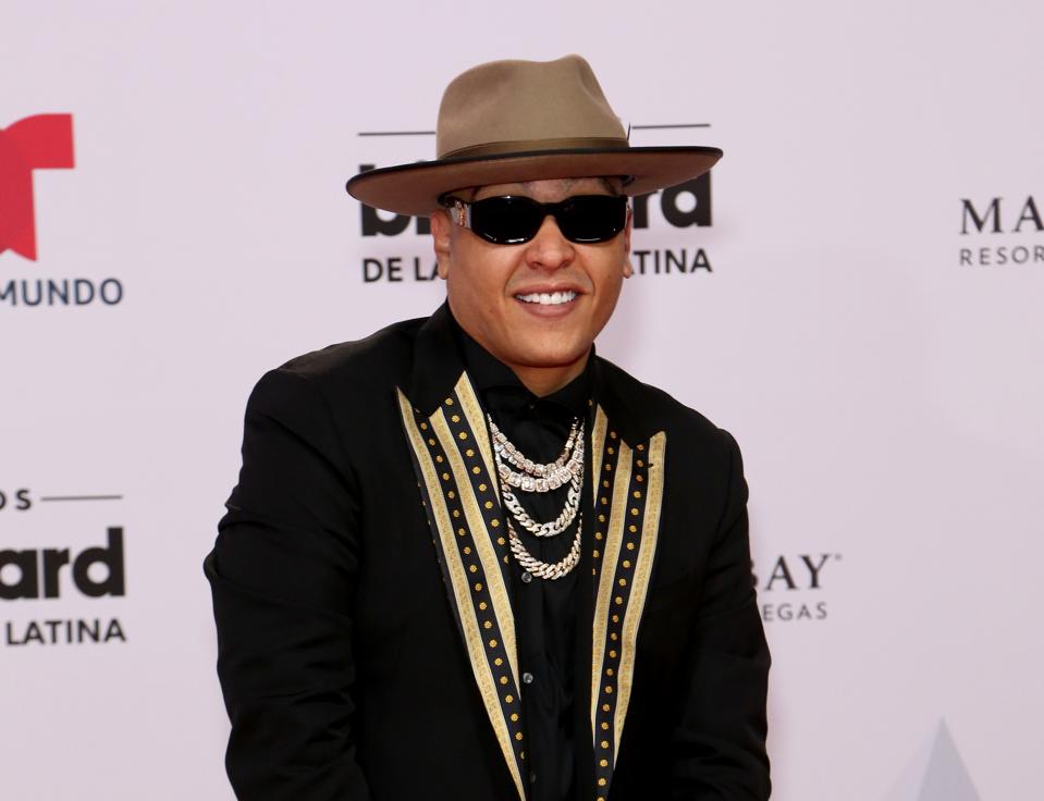 Darrel Pr Rapper For Latin Trap Rapper Darell, 'Otro Trago' Could Match The Success Of ...