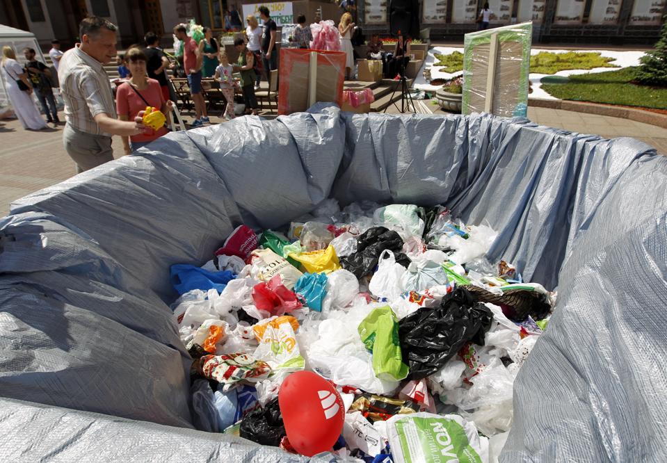 Science Breakthrough Up-Cycles Our Gross Plastic Trash Into Something ...