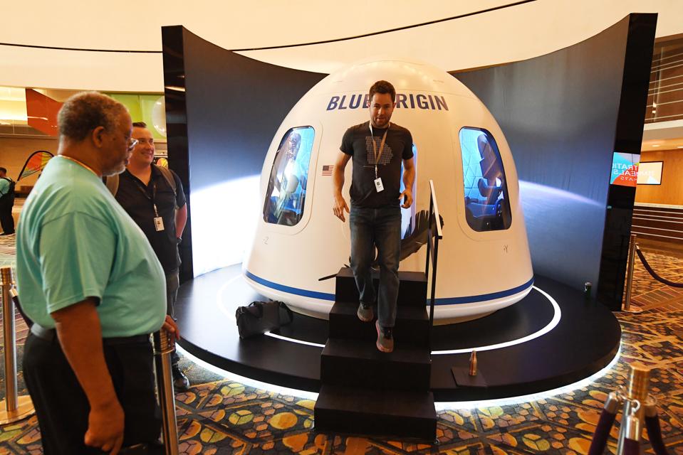 US-IT-LIFESTYLE-AMAZON-INTERNET-TECHNOLOGY-ECONOMY-COMPUTERS