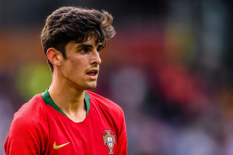 Fc Barcelona Confirm New Cristiano Trincao Signing