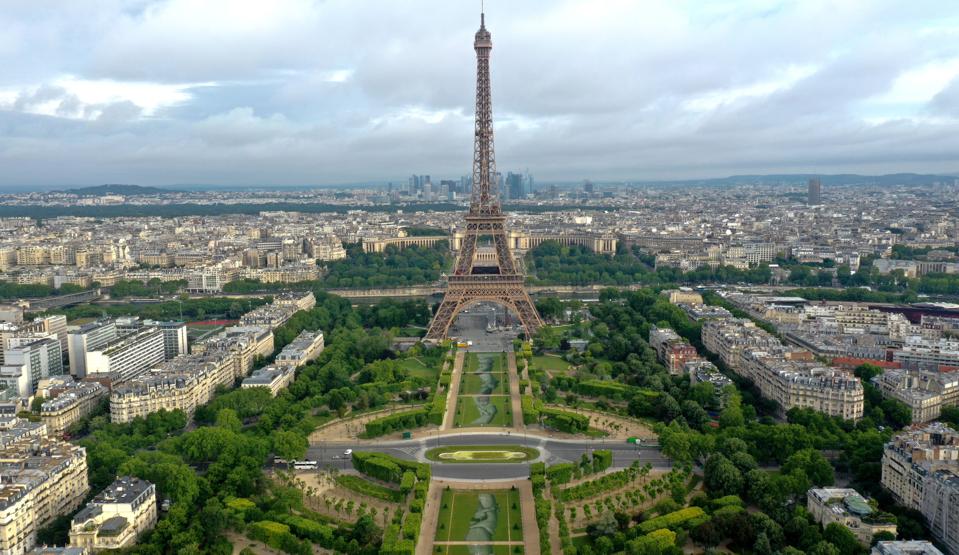 7 Must See Tourist Attractions In Paris - Gambaran