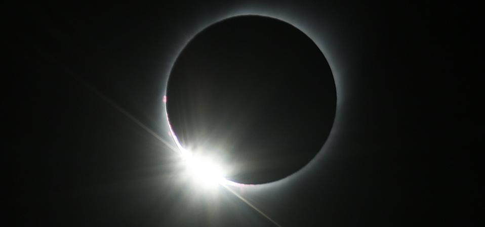 Total solar eclipse on July 2, 2019 in Paiguano, Chile. Around 25,0000 tourists arrived to Paiguano, a small town of around 1,000 inhabitants in the Elqui Valley, 650 km away Santiago. (Photo by Marcelo Hernandez/Getty Images)