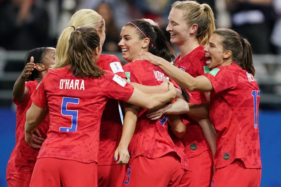 USA v Thailand: Group F - 2019 FIFA Women's World Cup France