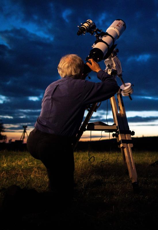 A New Moon at Christmas is great news for anyone who is gifted a telescope or binoculars.