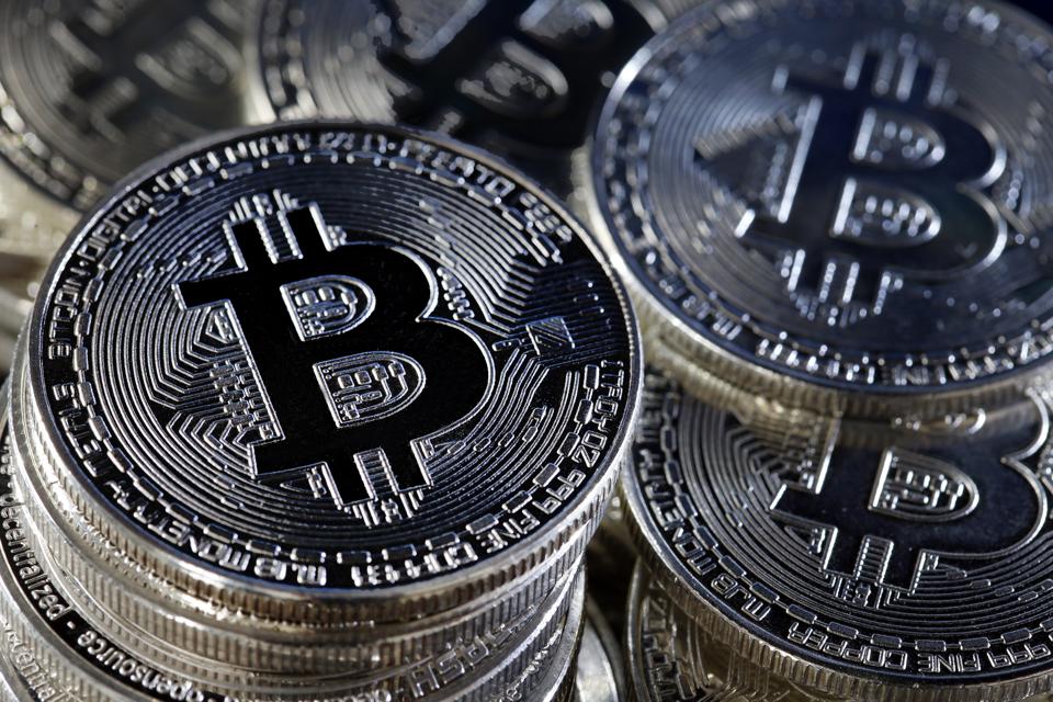 Bitcoin Virtual Currency : Illustration