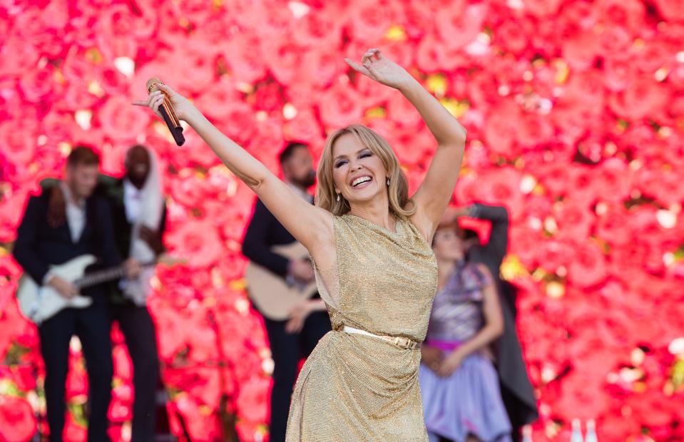 Kylie Minogue Now Claims The Second Most No 1 Albums Among Women In U K History