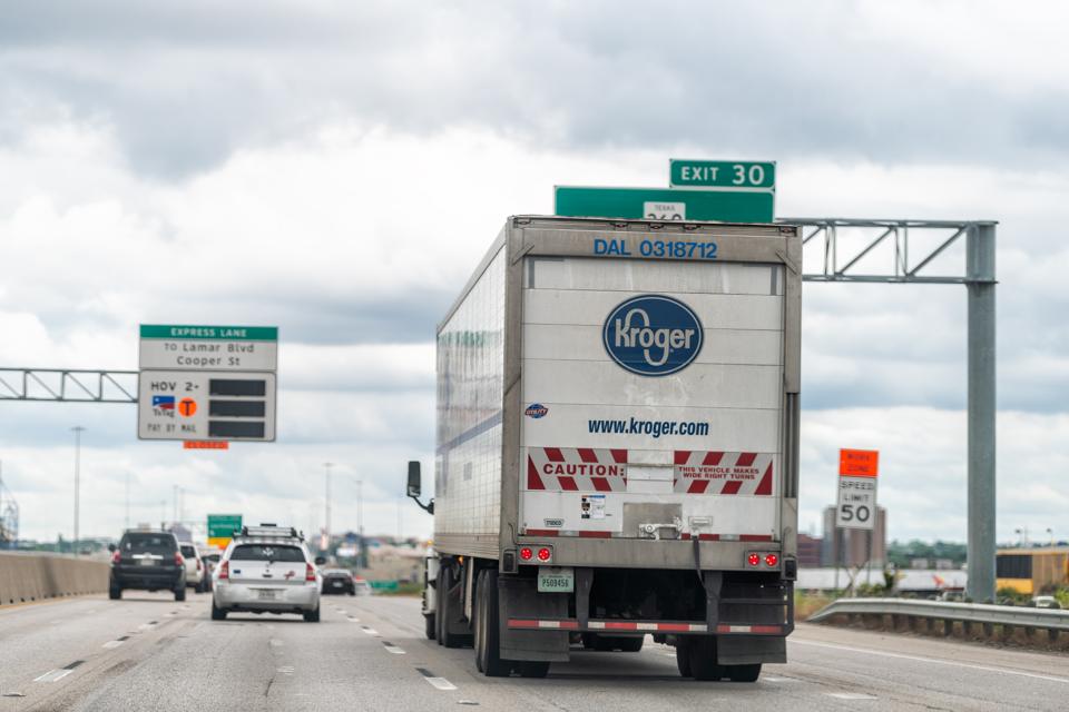 Convenience Meets Community Kroger Rolls Into Neighborhood
