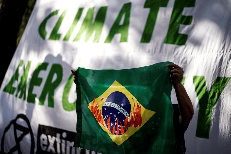 BELGIUM-BRAZIL-ENVIRONMENT-AMAZON-FIRE-DEMO
