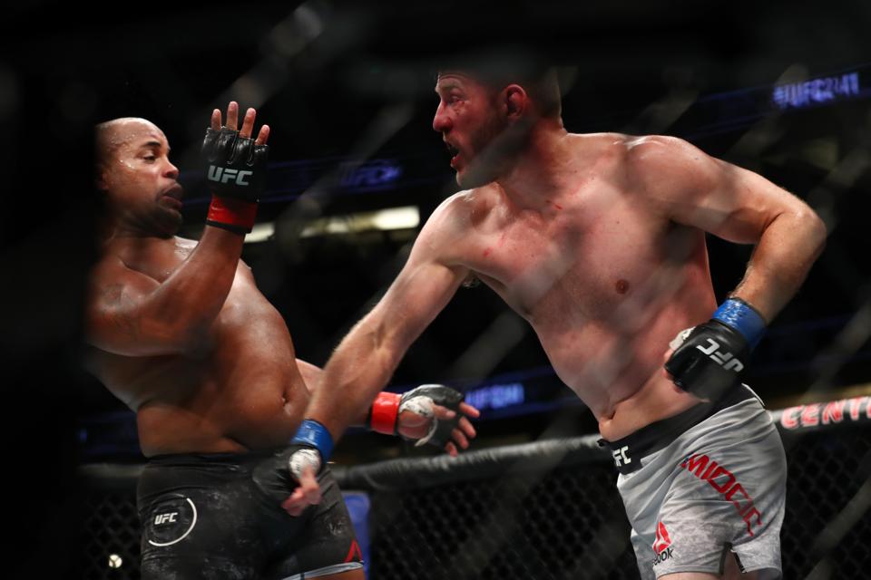 Jon Jones Reacts To Daniel Cormier's KO Loss To Stipe Miocic At UFC 241 960x0 - Jon Jones Reacts To Daniel Cormier's KO Loss To Stipe Miocic At UFC 241