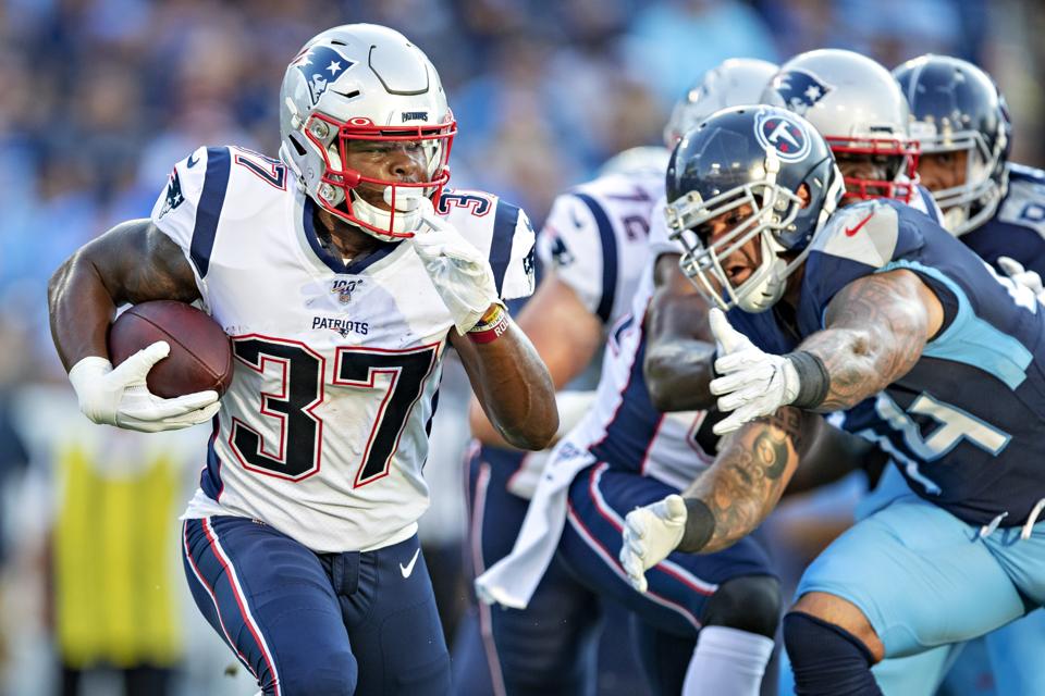 Damien Harris Became A Redshirt For The Patriots But A Sophomore Year Approaches