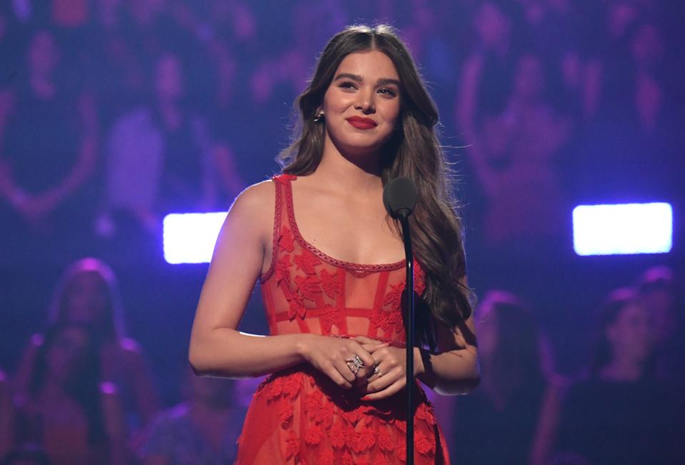 Disney’s ‘Hawkeye’ Show Looking At Hailee Steinfeld For Kate Bishop