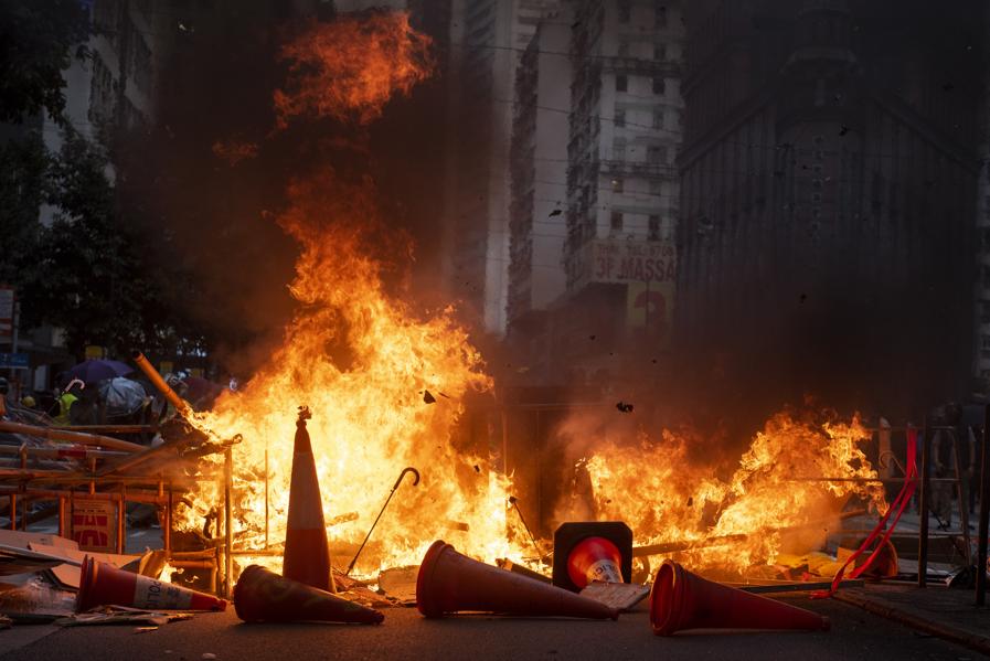 Trade War Update: Hong Kong Erupts And Nasdaq Frowns Upon New China IPOS