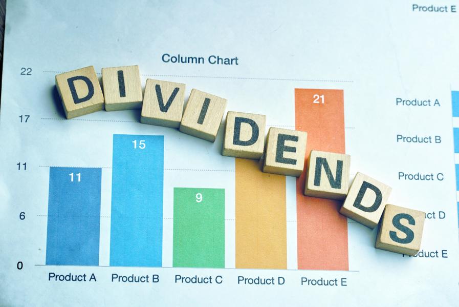 Daily Dividend Report: Coca Cola, Johnson & Johnson, Main Street Capital, SHW, PSXP