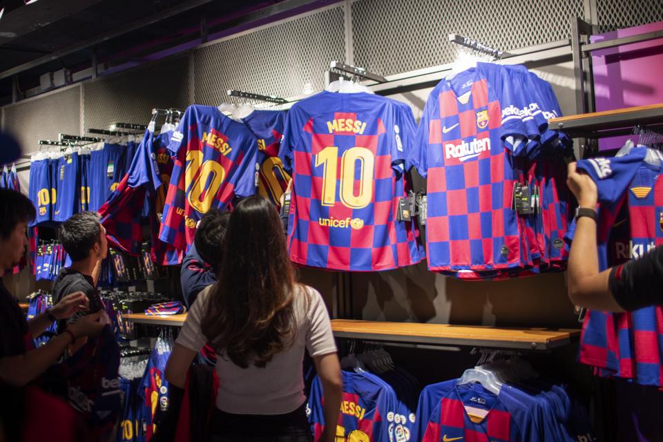 Fc Barcelona S 2020 21 Away Shirt Design Is Leaked
