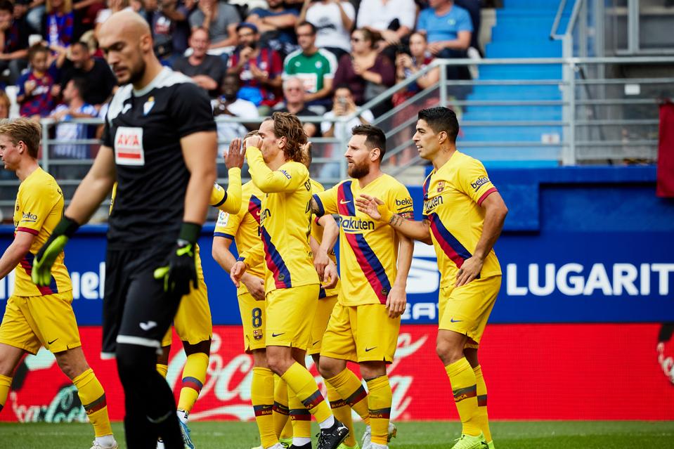 Barcelona S Messi Suarez Griezmann Consortium Starts To Click Barcelona S Messi Suarez Griezmann Consortium Starts To Click