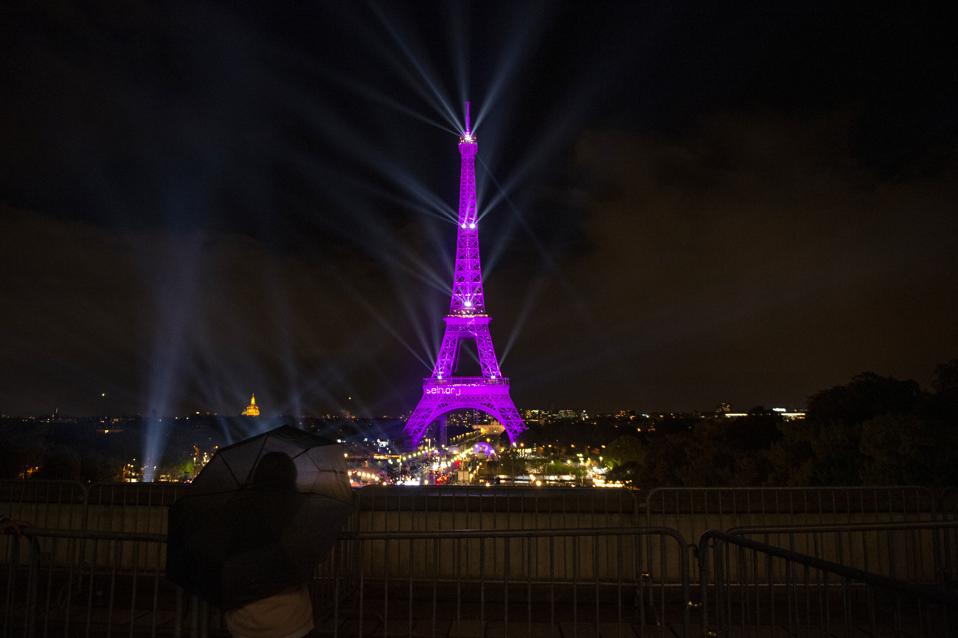 ″Octobre Rose″ : Launch Party To Benefit Breast Cancer Research In Paris
