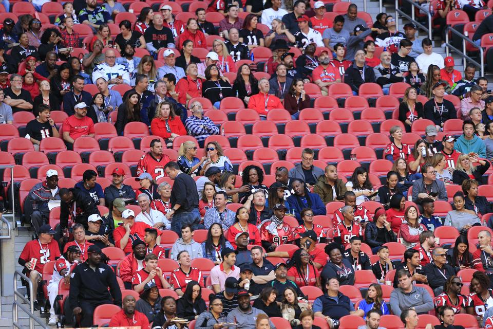 Poor Season Could Lead To More Psl Defaults For Falcons