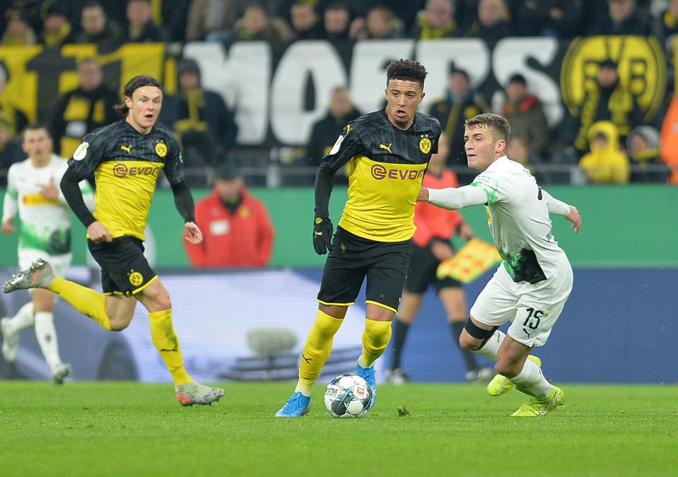 Dortmund Visit Gladbach Borussen Battle Takes Centre Stage Over Bundesliga Matchday 25