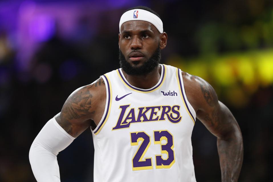 Lebron S Lakers Don T Scare The Nba