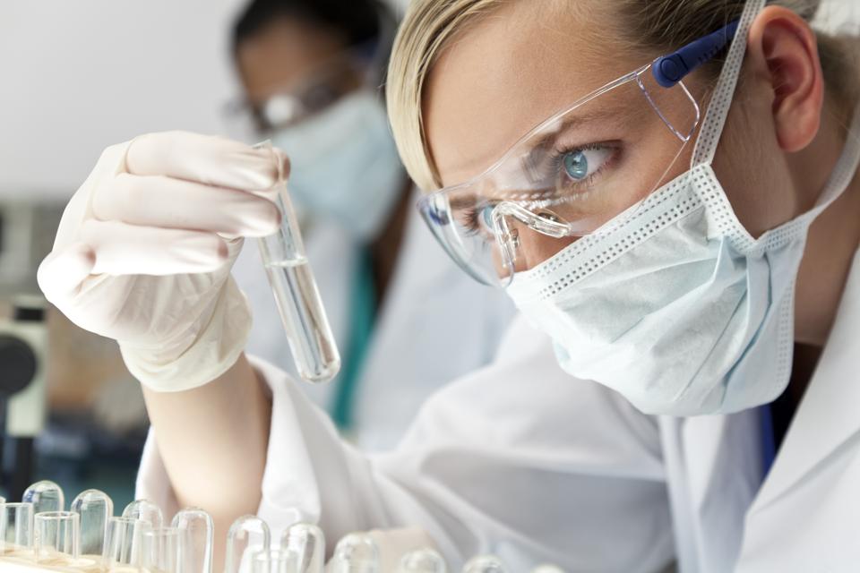 Do Male Scientists Brag More About Their Work? Does It Matter?