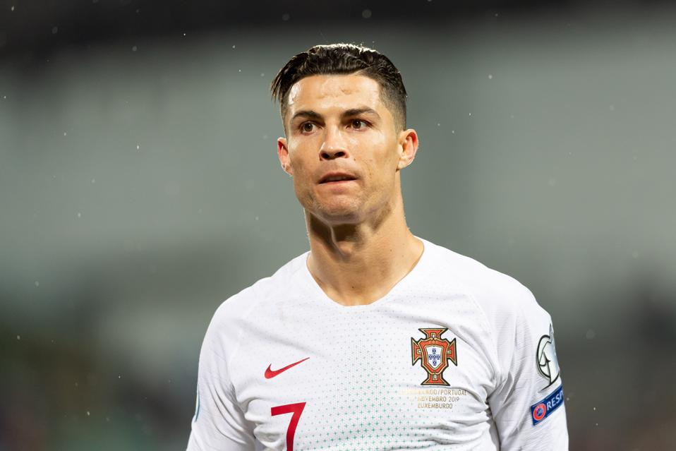 Cristiano Ronaldo的圖片搜尋結果