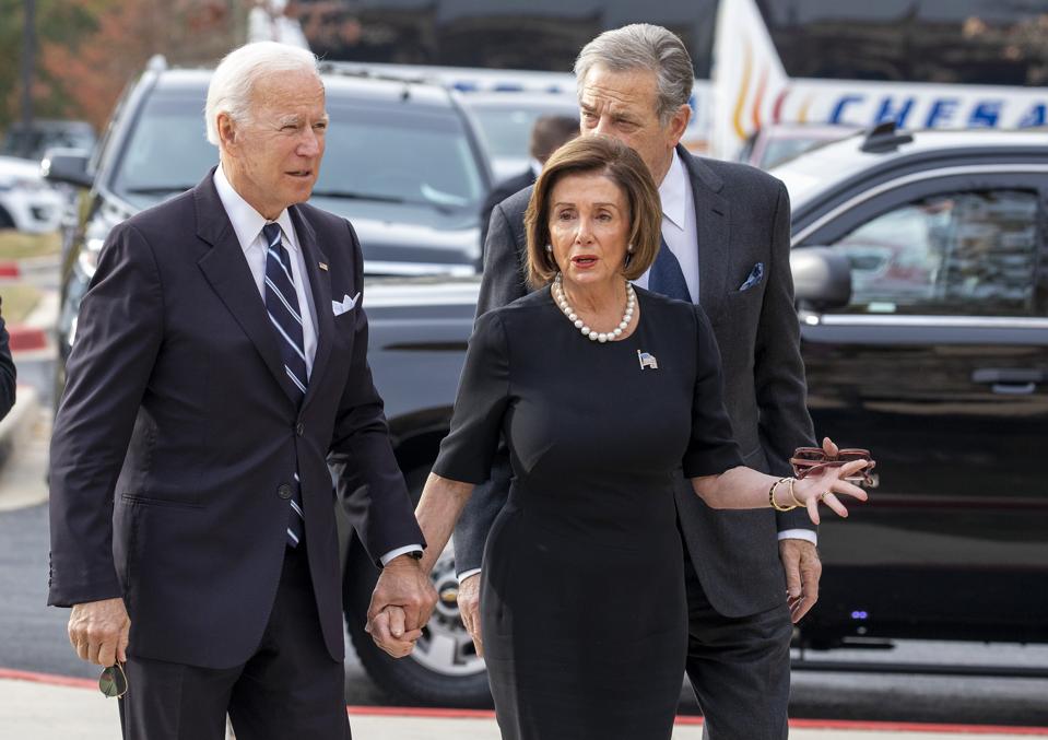 Nancy Pelosi Endorses Joe Biden Further Consolidating Democratic Party S Support