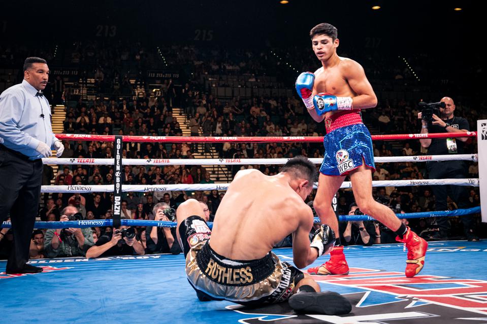 Tank Davis Taunts Ryan Garcia For 200 000 Purse And Garcia Rips Him In Response