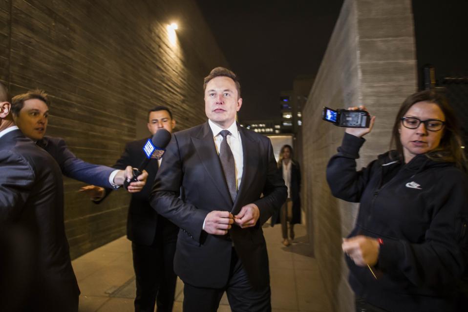 A Video Of Elon Musk Just Went Viral On Social Media For All The Best Reasons