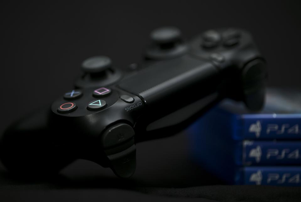 Sony Reportedly Plans To Make Fewer Than 6 Million Ps5 Units In The Console S First Year