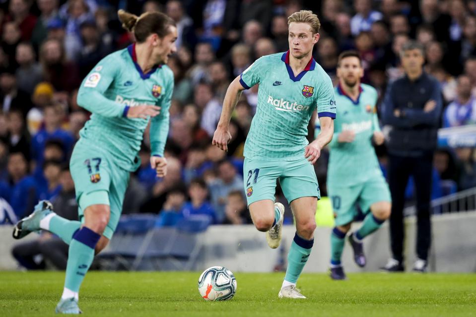 Frenkie De Jong Is Fc Barcelona S Catalyst Even When Appearing To Have An Off Day