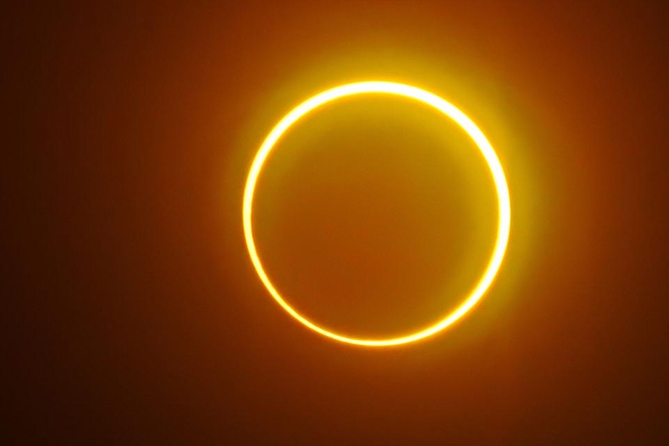 TOPSHOT-PHILIPPINES-ASTRONOMY-ECLIPSE