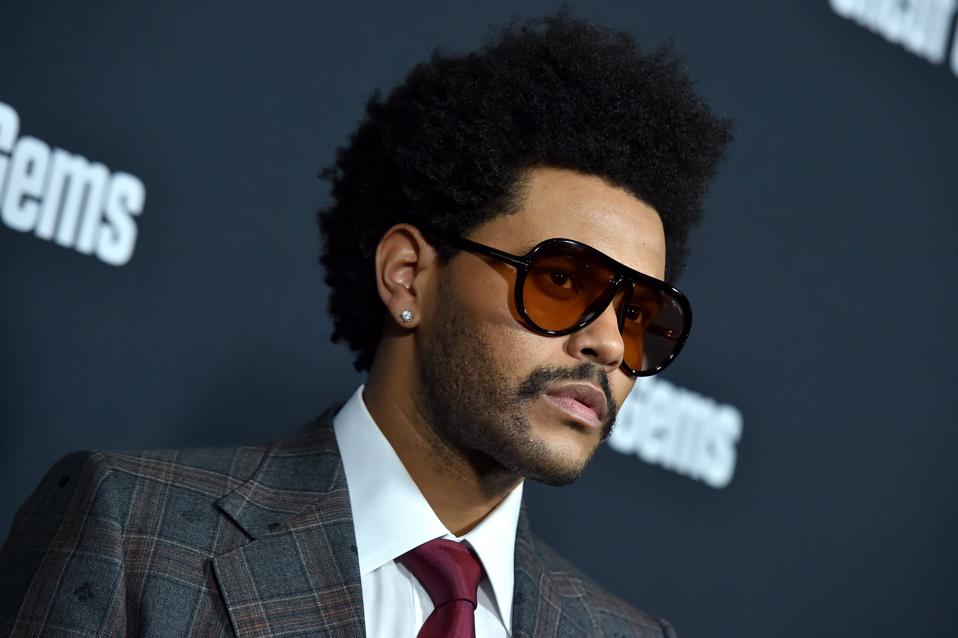 The Weeknd S Heartless Breaks The Record For The Biggest Fall