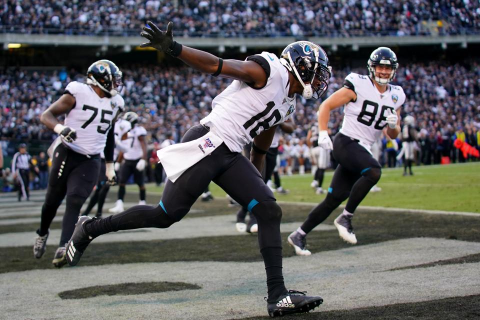 Jacksonville Jaguars v Oakland Raiders