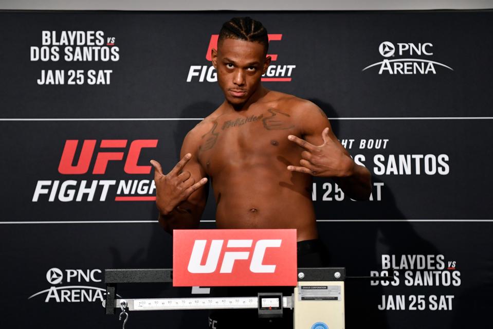 UFC Fight Night: Weigh-Ins