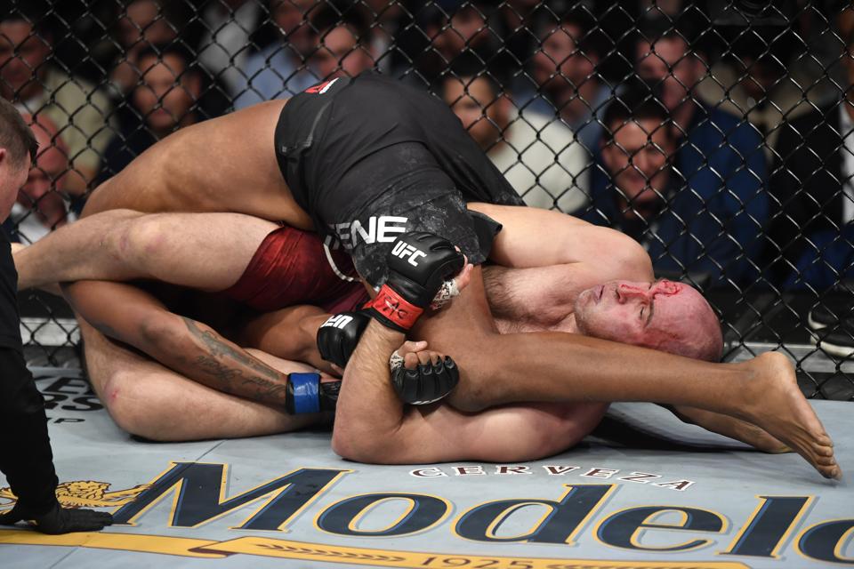 UFC 246: Oleinik v Greene