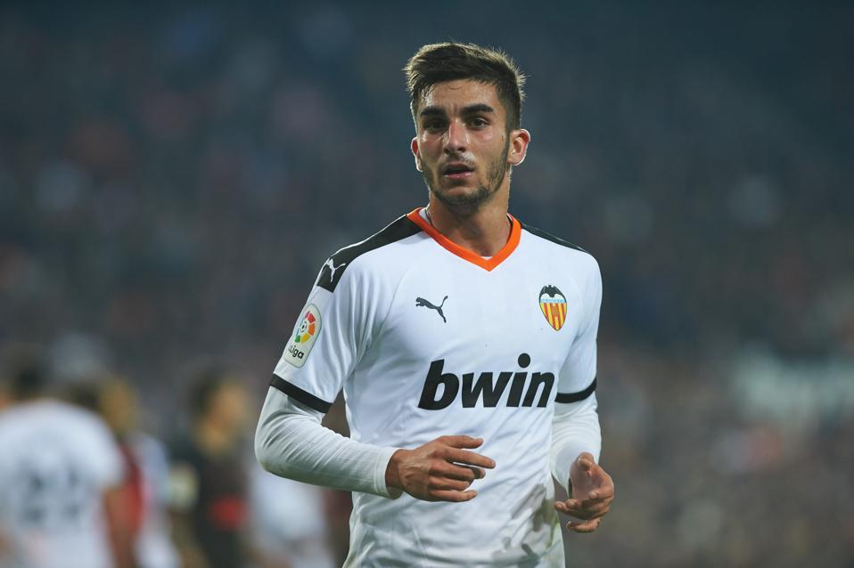 16+ Ferran Torres Man City Training Background