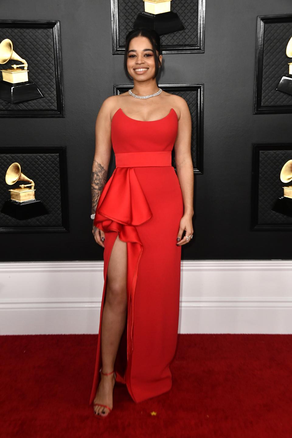 What Goes Into Creating A GRAMMYs Red Carpet Beauty Look? Ella Mai’s